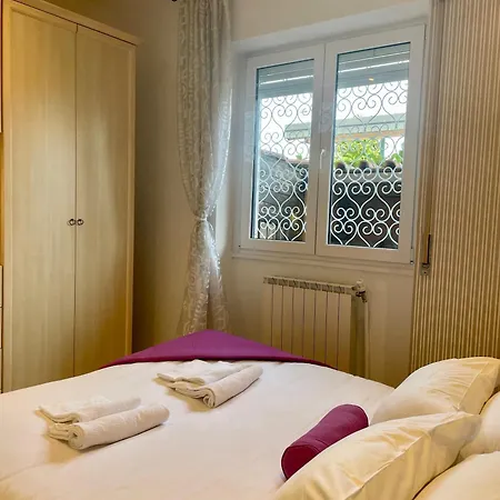 Bnbook Martina's House Апартаменты *