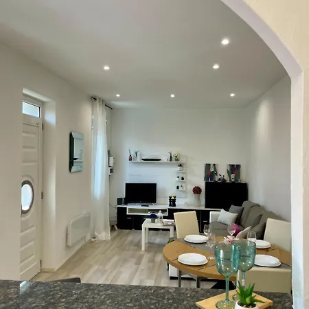 Bnbook Martina's House