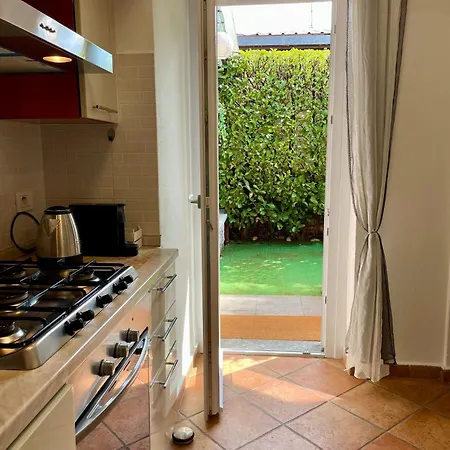 Bnbook Martina's House דירה *