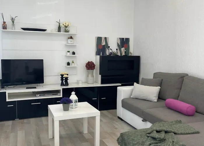 Bnbook Martina's House