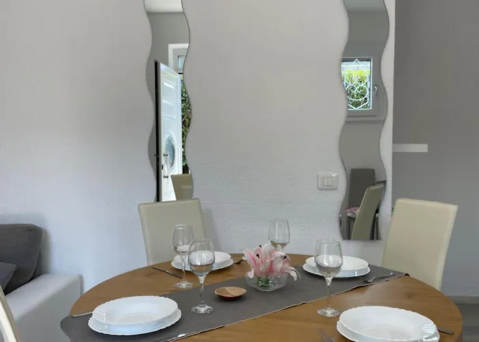 Bnbook Martina's House